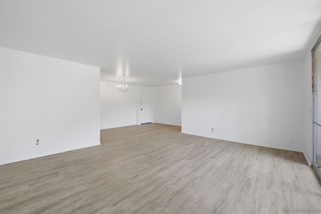 6455 La Jolla Blvd - photo 6