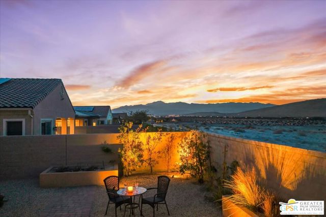 82 Prosecco, Rancho Mirage CA: https://media.crmls.org/mediaz/4f2e7db3-7a05-4084-9efc-08c66200f9c5.jpg