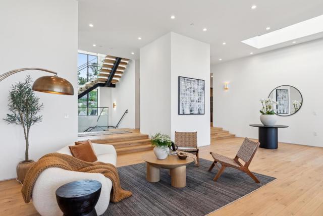 855 Darrell Road, Hillsborough CA: https://media.crmls.org/mediaz/4f2fd431-d473-468b-bdbf-859659192f75.jpg