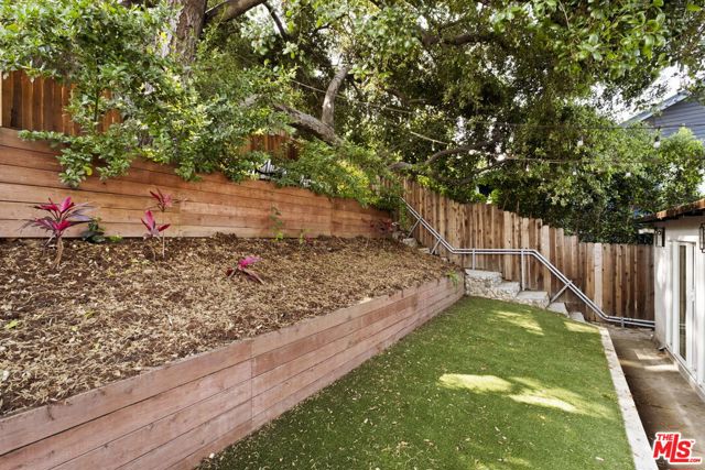 1140 N Coronado Street, Los Angeles CA: https://media.crmls.org/mediaz/4f311bde-4015-4065-a37a-a1d66f811a73.jpg