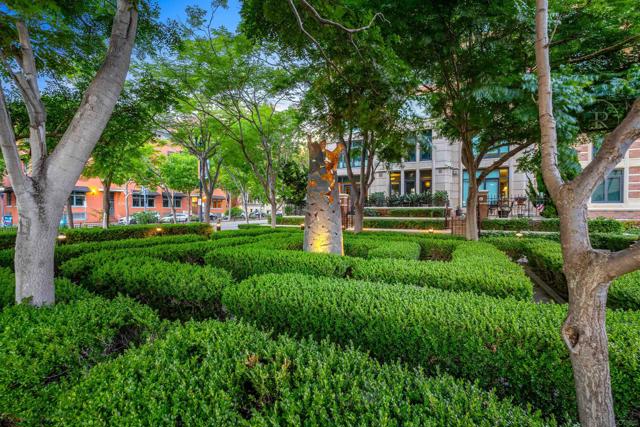 500 W Harbor Dr, San Diego CA: https://media.crmls.org/mediaz/4f313091-f5d6-4284-9ec3-1d94a752416d.jpg