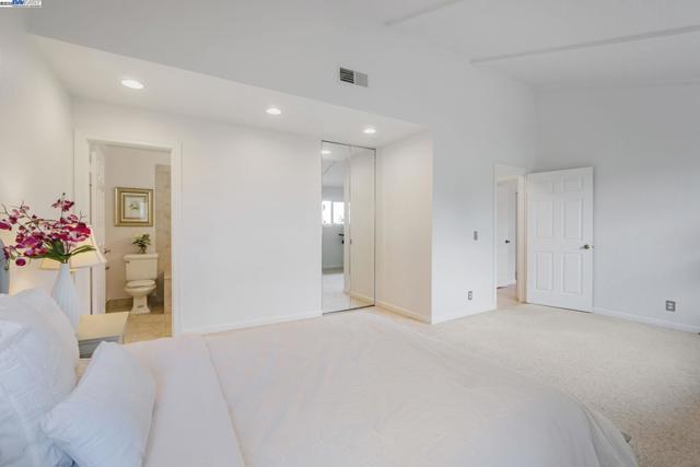 208 Siskiyou Ct, Walnut Creek CA: https://media.crmls.org/mediaz/4f33a3fc-7978-4154-bc68-b8ef89888e54.jpg