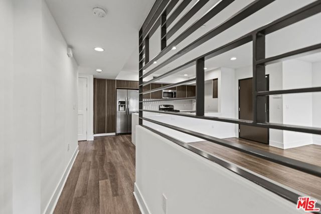 748 Wilcox Avenue, Los Angeles CA: https://media.crmls.org/mediaz/4f34f246-7516-4154-820e-774d5b8c9fd7.jpg