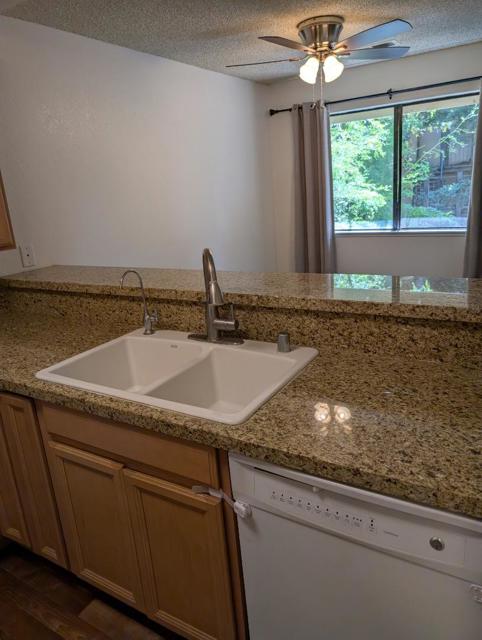 5696 Makati Circle, San Jose CA: https://media.crmls.org/mediaz/4f350943-0871-466f-b47d-2e418d6a8213.jpg