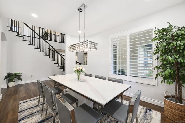 3140 Willow Creek Pl, Escondido CA: https://media.crmls.org/mediaz/4f355ba3-8b75-4160-b406-84ab9c261caf.jpg