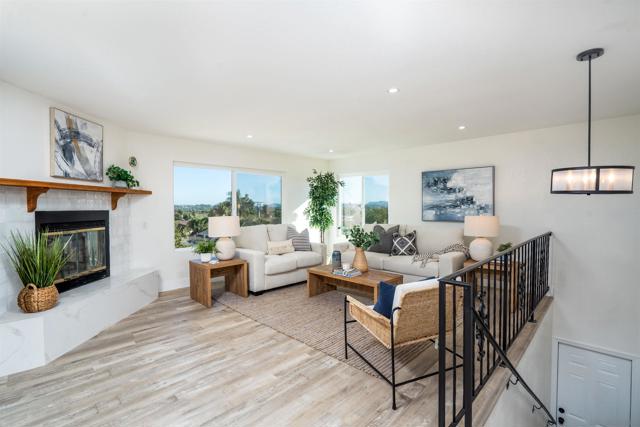 1466 Conway Dr, Escondido CA: https://media.crmls.org/mediaz/4f366706-256b-440a-b470-83953d65ddda.jpg