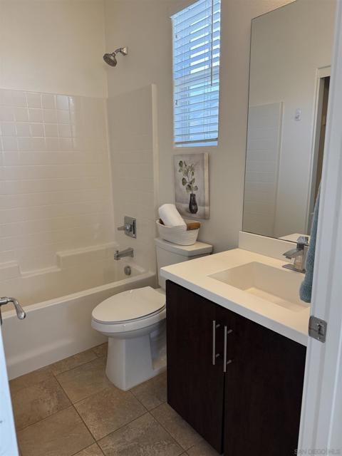 Image 14 of 21 For 2071 Lynx Way