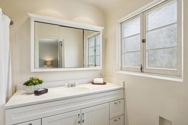 401 San Bernabe Drive, Monterey CA: https://media.crmls.org/mediaz/4f36e514-ceeb-411c-b89f-b04de64bc902.jpg