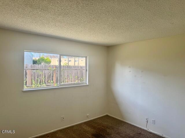 Detail Gallery Image 10 of 20 For 451 Redwood St, Oxnard,  CA 93033 - 3 Beds | 2 Baths