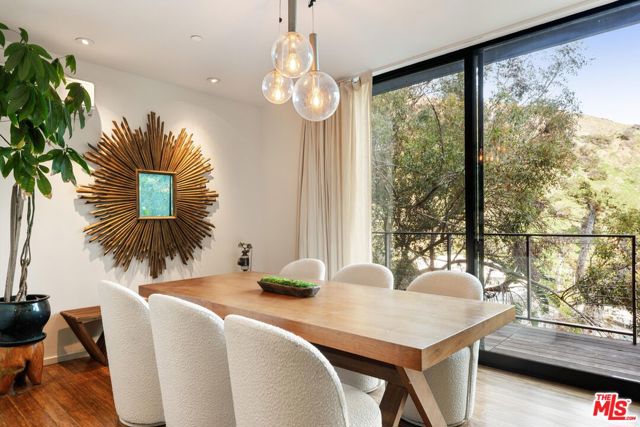 2020 Wattles Drive, Los Angeles CA: https://media.crmls.org/mediaz/4f3897ba-1ceb-497e-b709-ed02505aad7d.jpg