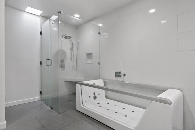 78800 Montego Bay Circle, Bermuda Dunes CA: https://media.crmls.org/mediaz/4f3a2ff2-6a68-47ff-81ea-2b9276fb1764.jpg
