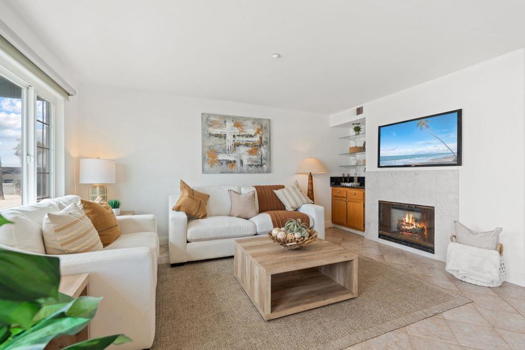 400 The Strand - photo 7