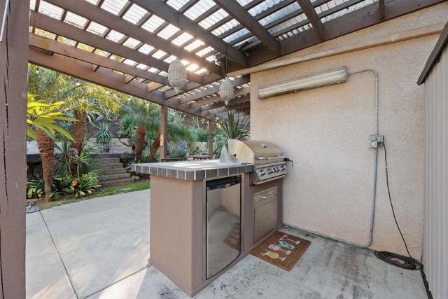 Detail Gallery Image 35 of 46 For 3337 Corte Verso, Carlsbad,  CA 92009 - 4 Beds | 3 Baths