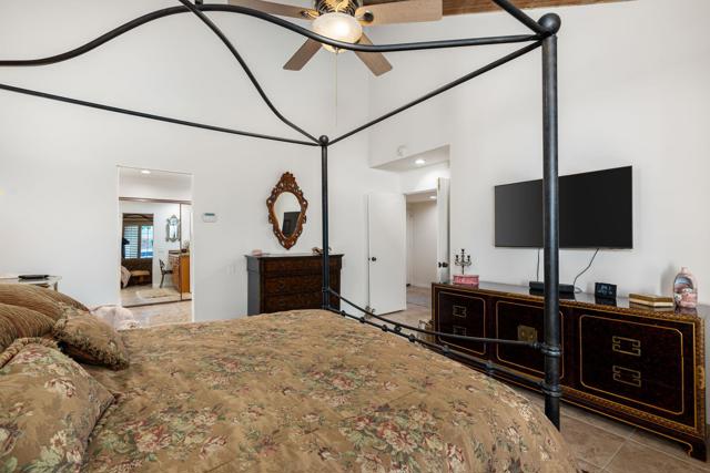 317 Forest Hills Drive, Rancho Mirage CA: https://media.crmls.org/mediaz/4f3cc015-b508-4de6-894d-5c11a5c5fe1b.jpg