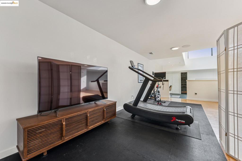 MLS #41118888 image #40