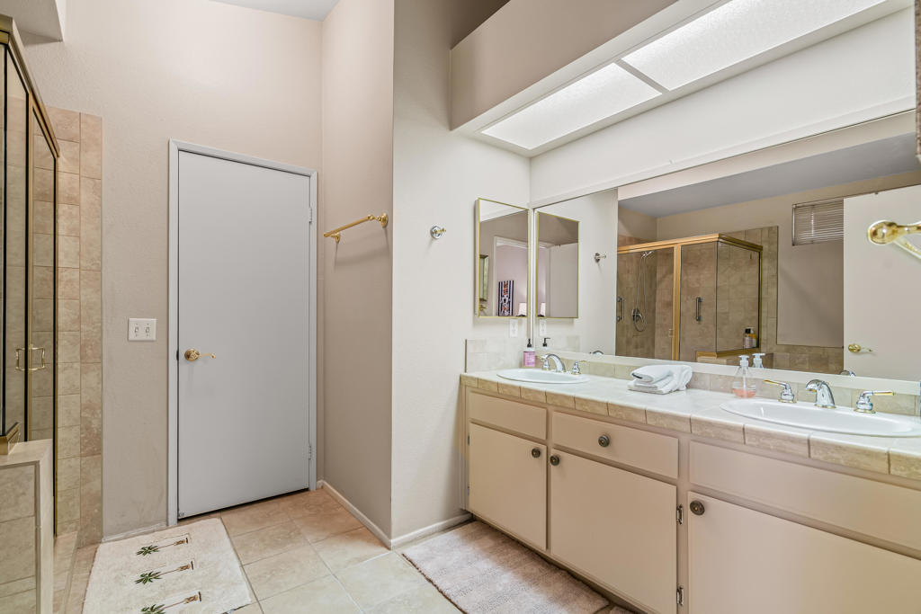 MLS #219138542DA image #15