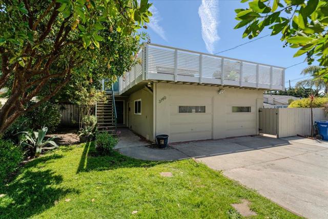 3140 Stanley Avenue, Santa Cruz CA: https://media.crmls.org/mediaz/4f3e99ff-242b-4160-b3c7-d8292e79a4d4.jpg