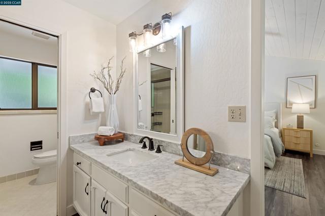 5104 Alhambra Valley Rd, Martinez CA: https://media.crmls.org/mediaz/4f3f5179-c2cf-4762-b984-ba821bb2ea13.jpg