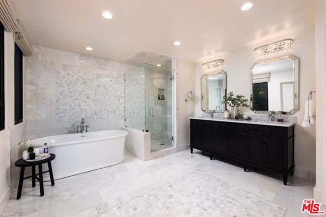 Luxurious Primary Bath