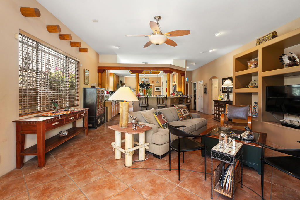 MLS #219131384DA image #9