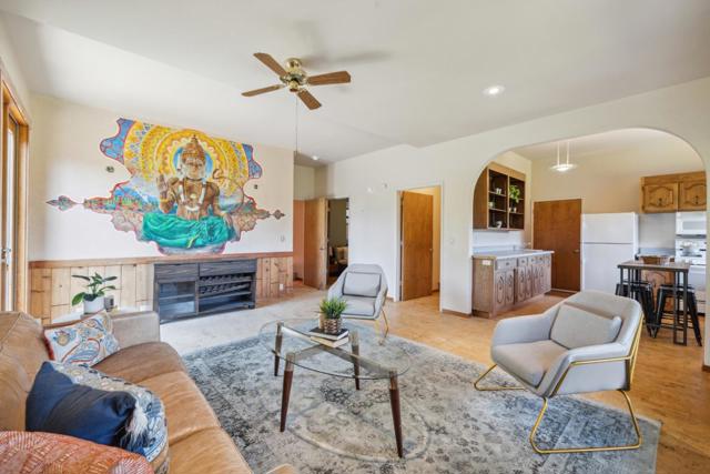 240 Buck Knoll Road, Boulder Creek CA: https://media.crmls.org/mediaz/4f40520e-f2da-4371-aabd-3d509eebf425.jpg