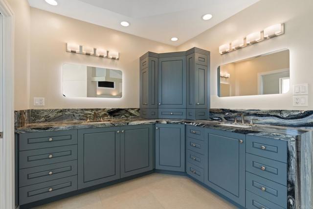 Detail Gallery Image 30 of 46 For 7327 El Fuerte St, Carlsbad,  CA 92009 - 5 Beds | 4/1 Baths