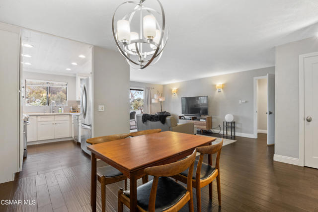 5000 S Centinela Avenue, Los Angeles CA: https://media.crmls.org/mediaz/4f40a9bb-d403-4e58-881e-19e523cfb61b.jpg