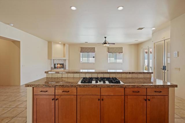 51299 Avenida Diaz, La Quinta CA: https://media.crmls.org/mediaz/4f413ce9-0f6a-45ab-b401-a03093f9ef9e.jpg