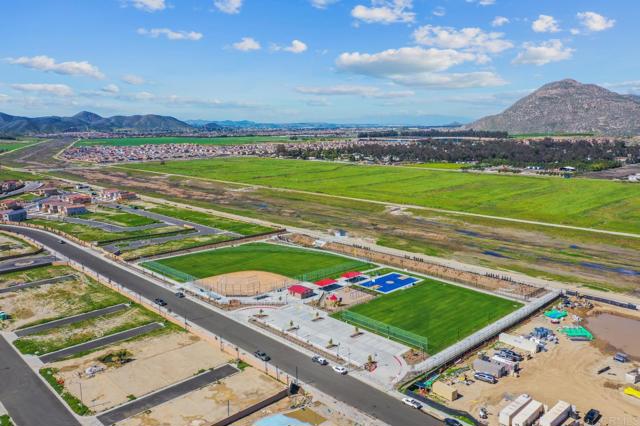 Detail Gallery Image 34 of 42 For 29483 Beeler Rd, Winchester,  CA 92596 - 4 Beds | 3 Baths