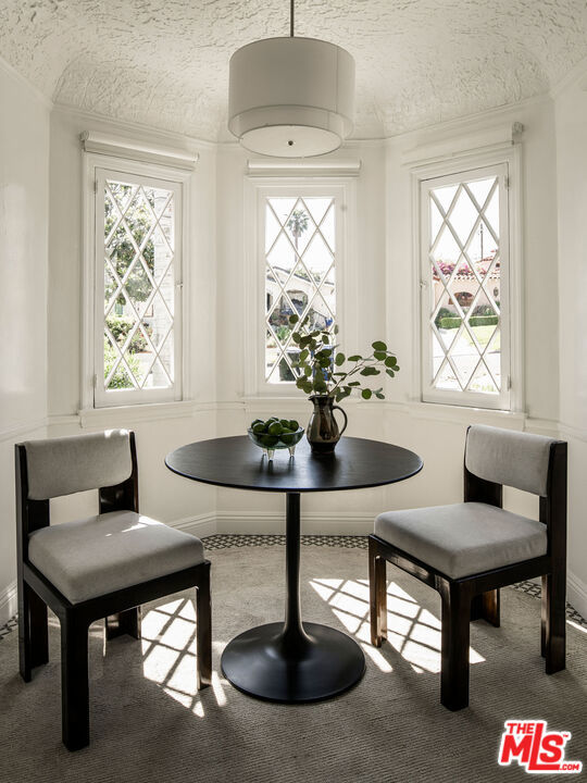1612 S Ogden Drive, Los Angeles CA: https://media.crmls.org/mediaz/4f4491ec-ee2c-406e-b223-f930b411b4c4.jpg
