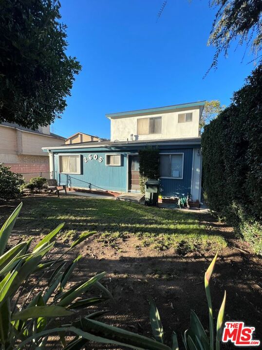 2605 Gates Avenue, Redondo Beach, California 90278, ,Residential Income,Sold,Gates,21102249