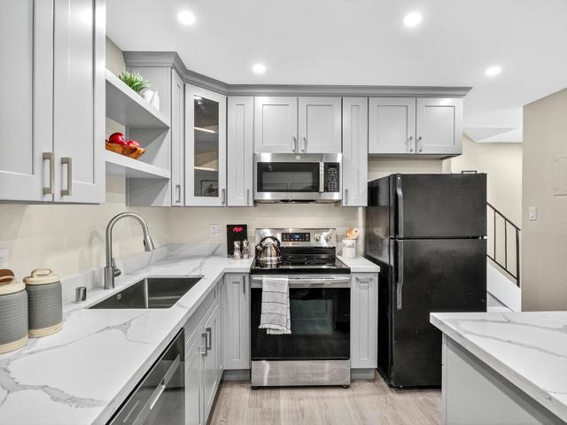 380 Auburn Way, San Jose CA: https://media.crmls.org/mediaz/4f45befb-0ec6-4c6f-9200-a2addf30bbeb.jpg