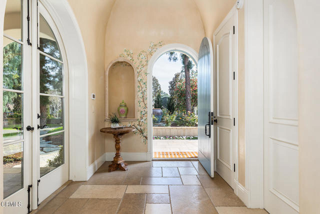 Detail Gallery Image 9 of 65 For 1535 Circle Dr, San Marino,  CA 91108 - 5 Beds | 5/3 Baths