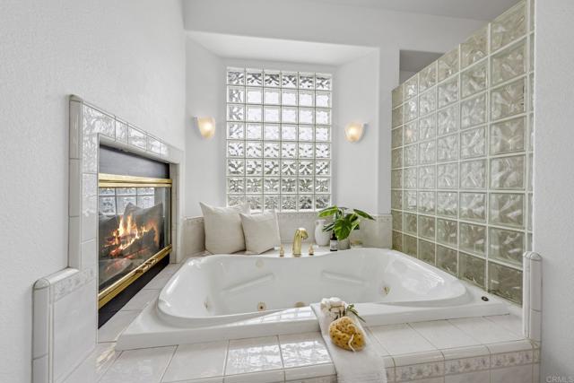 3048 Jason Road, Fallbrook CA: https://media.crmls.org/mediaz/4f468e09-04ff-4186-af51-2462c009106e.jpg