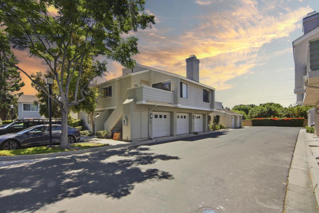 387 Deerfield #77