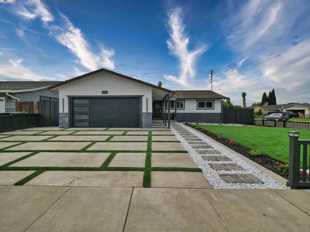 5603 Wintergreen Dr, Newark CA: https://media.crmls.org/mediaz/4f477ea8-6c9f-4f55-9564-083f13bcc6f5.jpg