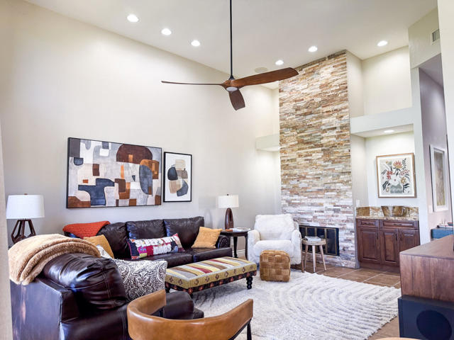 54974 Oaktree, La Quinta CA: https://media.crmls.org/mediaz/4f47b8d9-9a40-4dba-83a1-f41584949cee.jpg