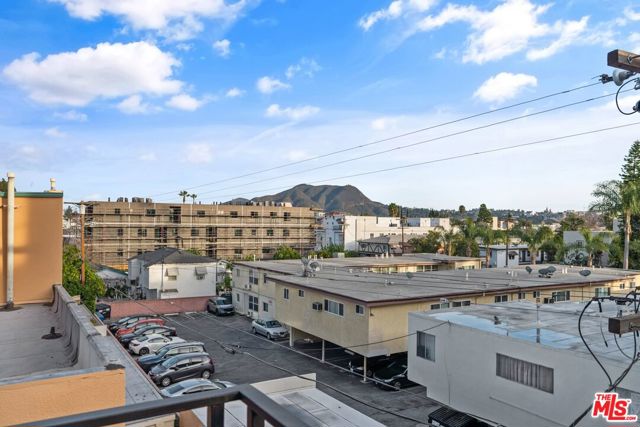 10918 Camarillo Street, North Hollywood CA: https://media.crmls.org/mediaz/4f490dc0-48f1-4dcc-9ad8-0d0425ca059b.jpg