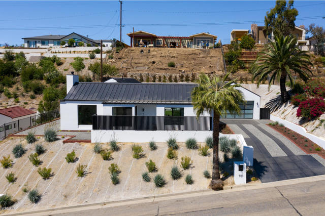 953 Colina Vista, Ventura CA: https://media.crmls.org/mediaz/4f494597-23e3-40bb-93ec-21ccd8859d69.jpg