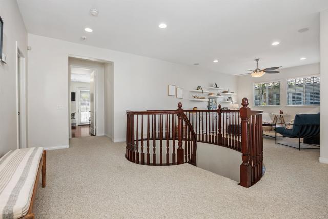 2258 Aventurine Place, Carlsbad CA: https://media.crmls.org/mediaz/4f49e253-2159-470a-91c8-c7f2772ad0e7.jpg