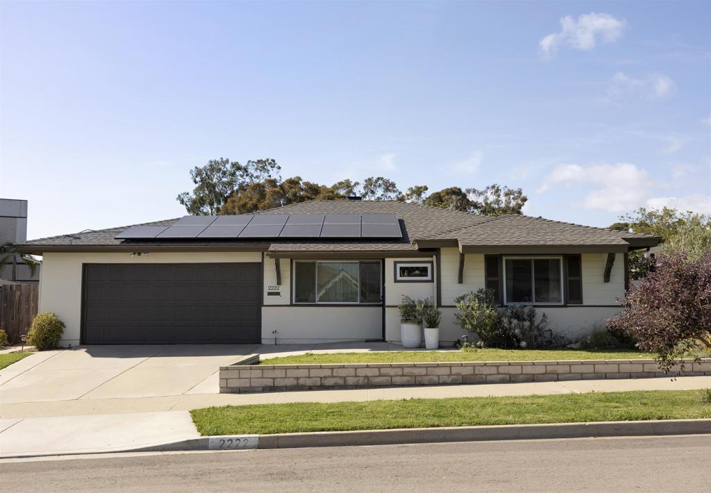 2222 Crestline Dr.