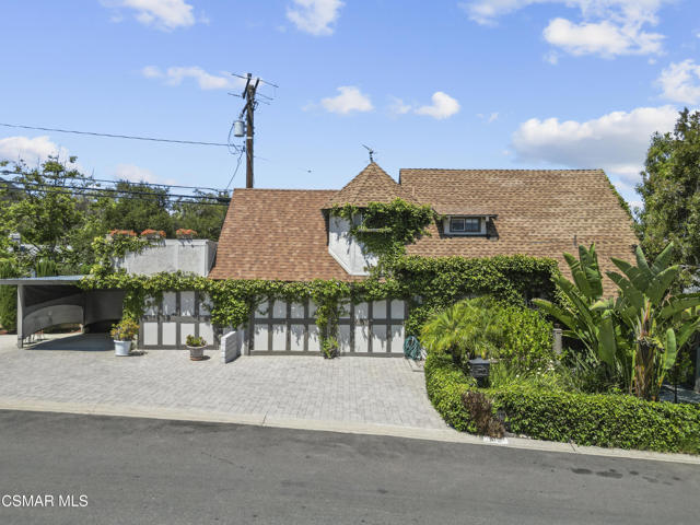215 Pepper Road, Newbury Park CA: https://media.crmls.org/mediaz/4f4a94eb-fd41-40f4-8304-c83e44c997b3.jpg