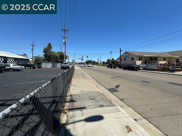 201 Ohara, Oakley CA: https://media.crmls.org/mediaz/4f4ca88c-af58-4b28-92c2-aa125d1a70a7.jpg