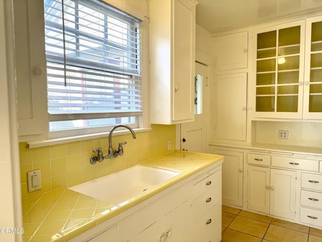 Detail Gallery Image 11 of 22 For 613 Lindaraxa, Alhambra,  CA 91801 - 2 Beds | 1/1 Baths