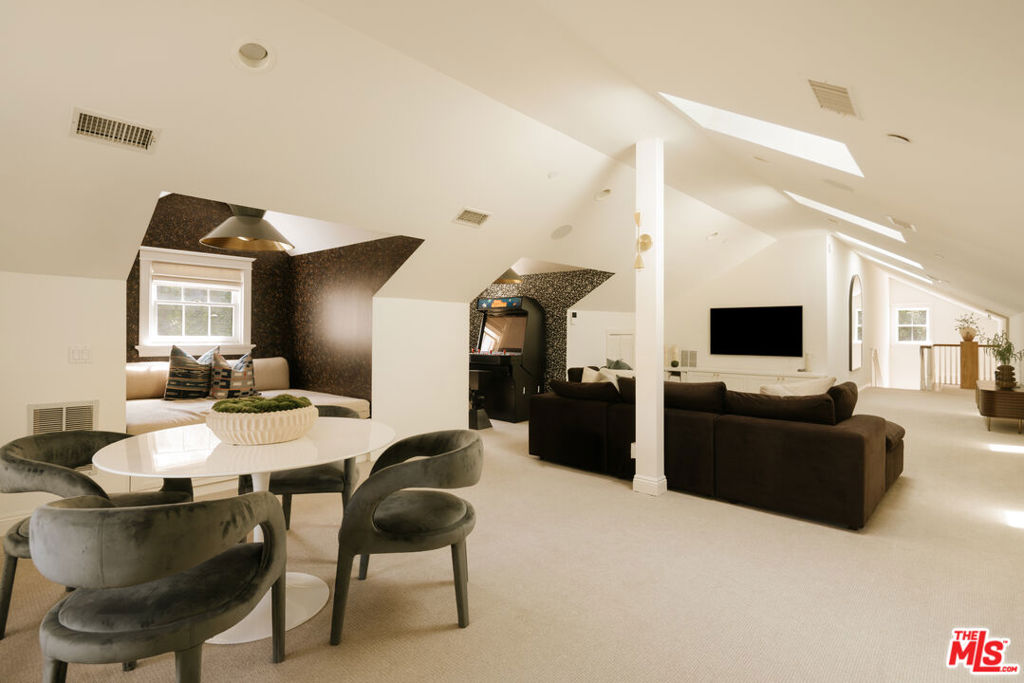 MLS #26839515 image #36