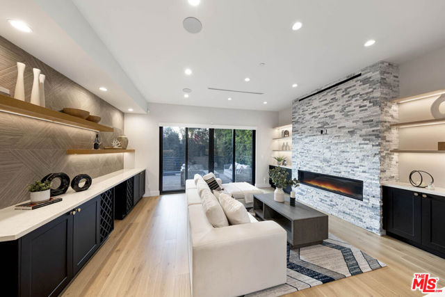 123 S Kilkea Drive, Los Angeles CA: https://media.crmls.org/mediaz/4f4e25ec-6701-45e4-9b09-1cf71ce1d544.jpg