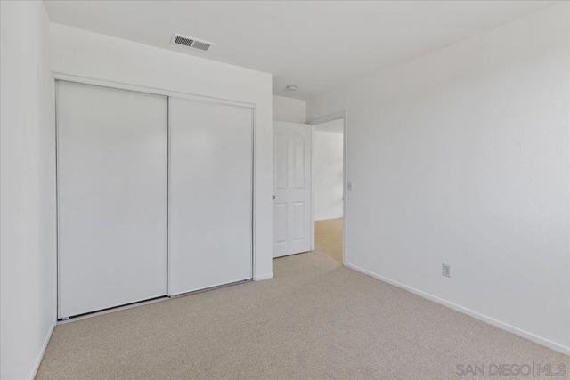 817 Avenida Codorniz, San Marcos CA: https://media.crmls.org/mediaz/4f4e63a3-fbe7-4130-82b6-52ee49b4f4de.jpg