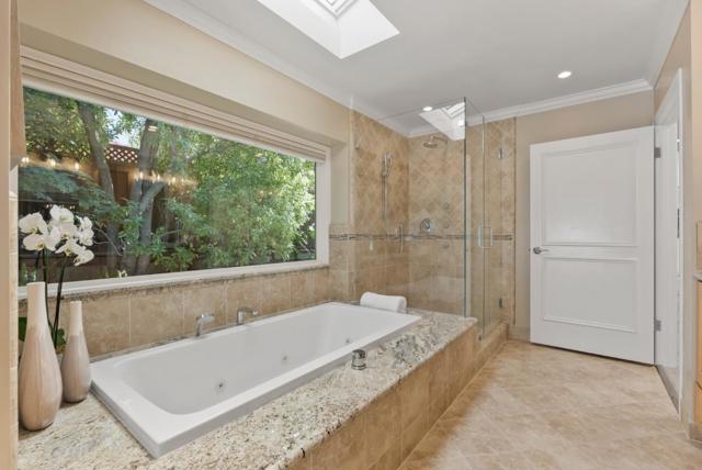 1666 Kensington Avenue, Los Altos CA: https://media.crmls.org/mediaz/4f4e64fb-05f2-4d33-a0ca-82e1bc0f83b8.jpg