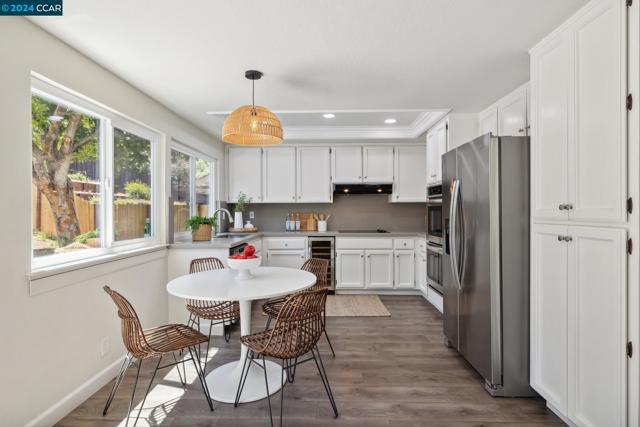 Image 18 of 59 For 2274 Dapplegray Lane