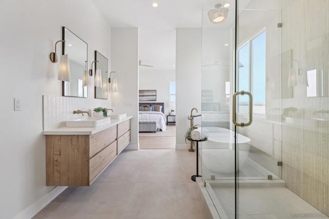 1850 Illion St, San Diego CA: https://media.crmls.org/mediaz/4f4fa58f-eede-46f2-af7b-dda9a2b9f02b.jpg